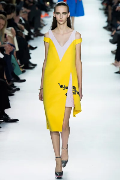 Look 20